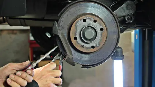 taller de reparación de automóviles, taller, disco del freno - Pixabay