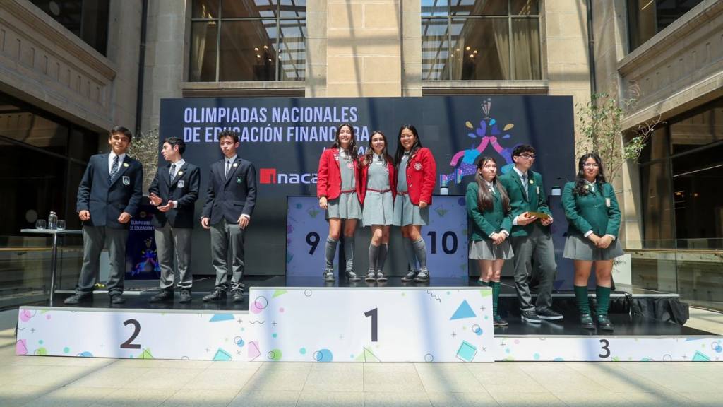 Podio Olimpiadas Nacionales de Educación Financiera 2025, Banco Central de Chile