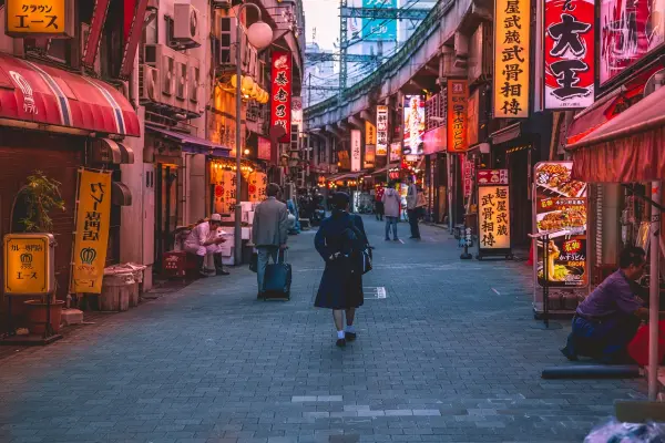 Japón: el enigma de sus calles impecables casi sin papeleras